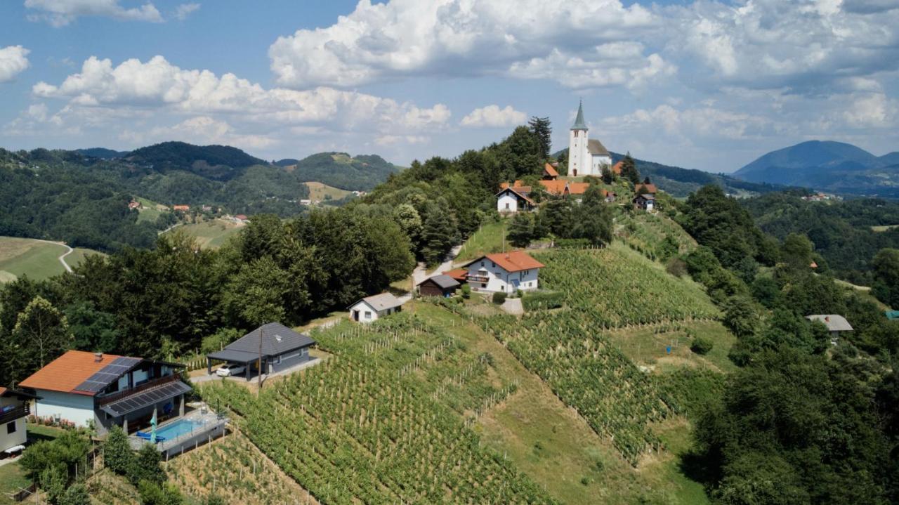 Vineyard Paradise Senica Pensionat Dramlje Exteriör bild